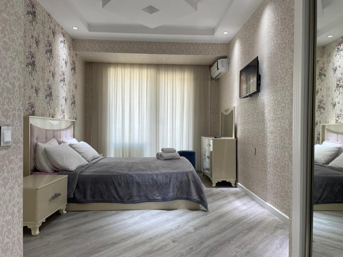 Lux Apartment Baku Exterior foto